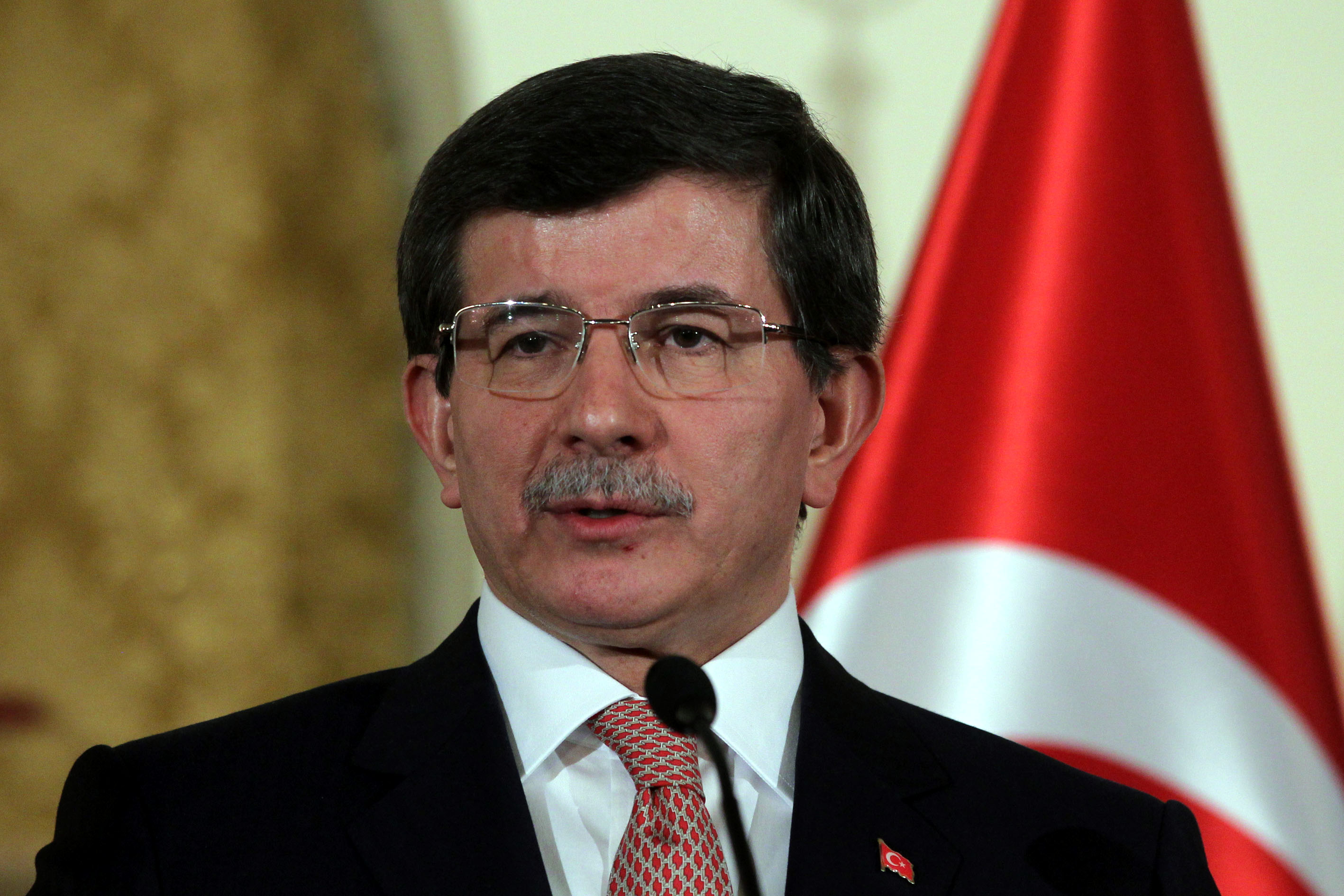 Davutoğlu, BM Genel Sekreteri Ban ile Görüştü