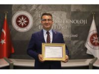 İYTE Rektörü Prof. Dr. Baran'a "Bilim Diplomasisi" ödülü
