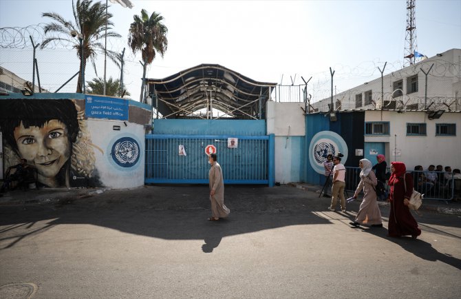 UNRWA'nın Gazze'deki kurumlarında genel greve gidildi
