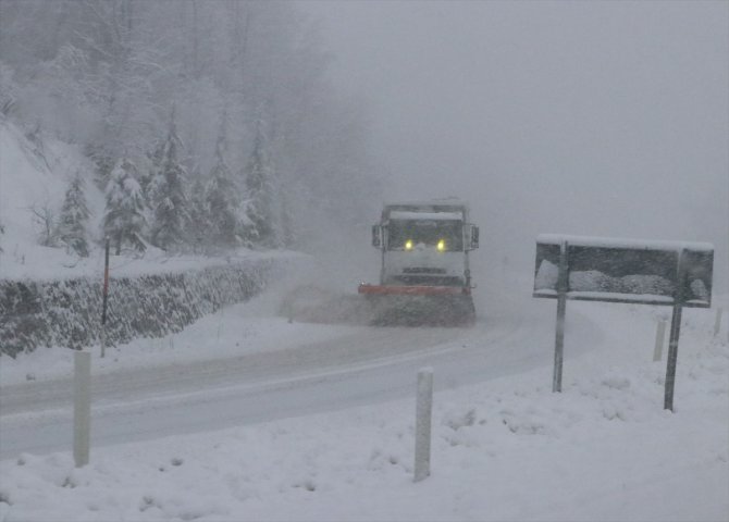 Zonguldak'ta kar yağışı ve sis