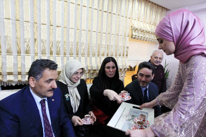Cumhurbaşkanı Erdoğan istedi, Vali Kaymak nişan yüzüklerini taktı