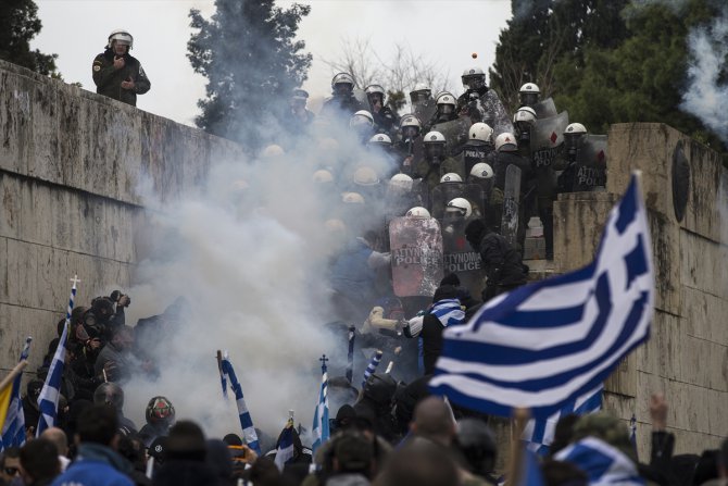 Yunanistan'da olaylı "Makedonya" gösterisi