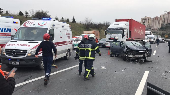 Anadolu Otoyolu'da zincirleme trafik kazası