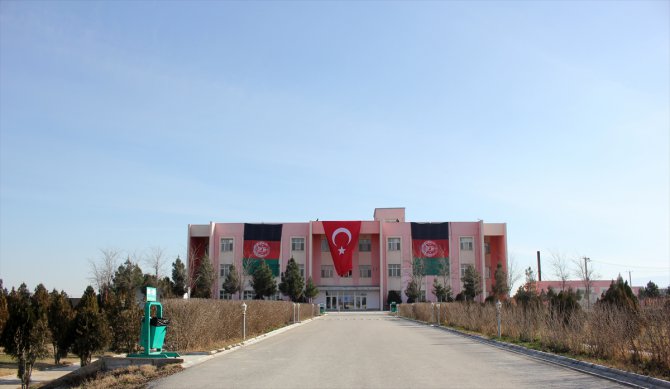 Afganistan'daki FETÖ'ye ait 3 okul TMV'ye devredildi