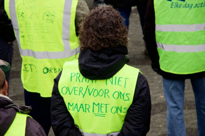 Hollanda'da "sarı yeleklilerden" dokuzuncu eylem