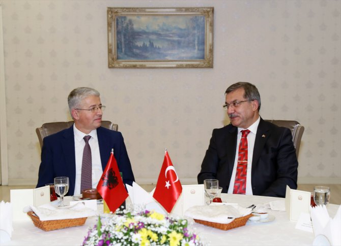 Arnavutluk heyeti Ankara'da