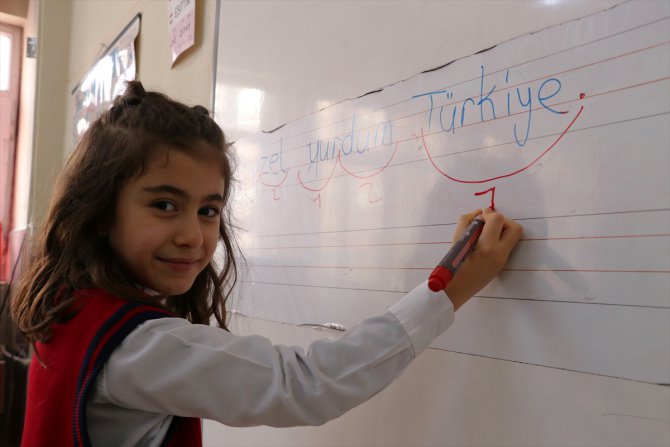 Elazığlı öğrencinin "Türkiye" hassasiyeti