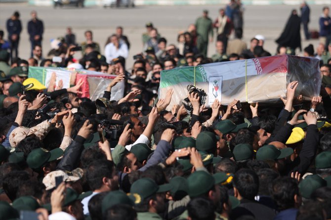 İran'daki saldırıda hayatını kaybeden askerler için cenaze töreni