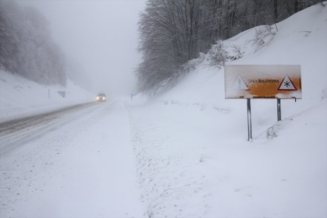 Kütahya'da kar yağışı