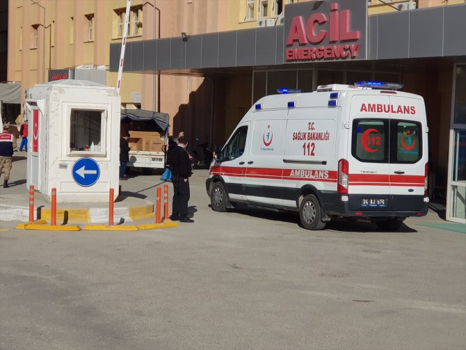 Erzincan'da otomobilin çarptığı yaya öldü