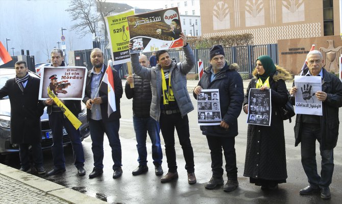 Almanya'dan Mısır'daki 9 idama tepki