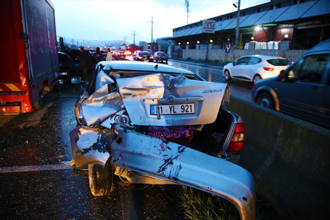 Hatay'da zincirleme trafik kazası: 1 yaralı