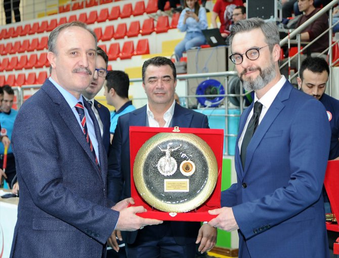 İstanbul Büyükşehir Belediyespor, Polonya ekibiyle dostluk maçı yaptı