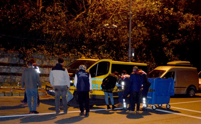 Üsküdar'da dolmuş şoförü silahla yaralandı