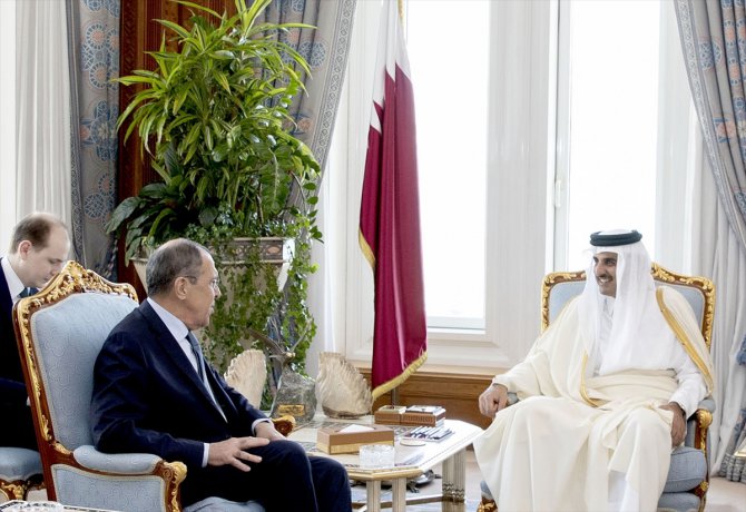 Katar Emiri, Lavrov ile bölgesel gelişmeleri görüştü
