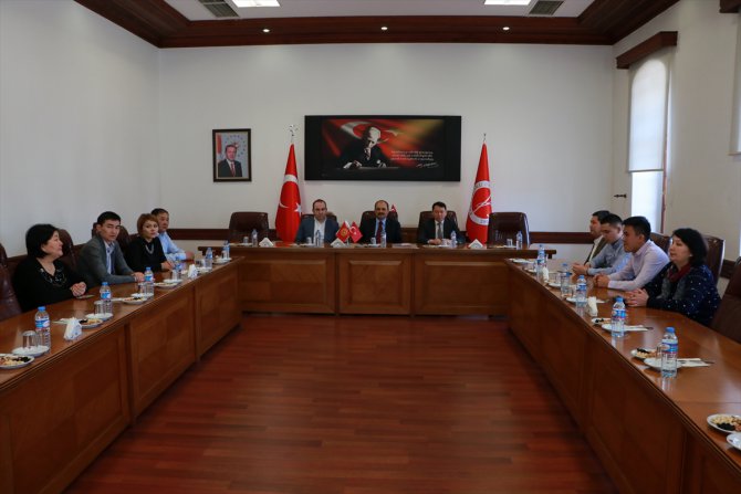 Kırgız doktorlar Türkiye'deki eğitimlerini tamamladı