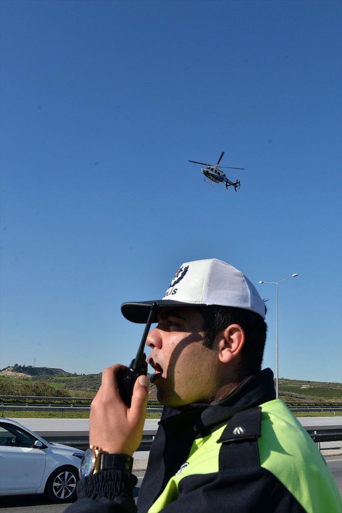 Adana’da helikopterle trafik uygulaması