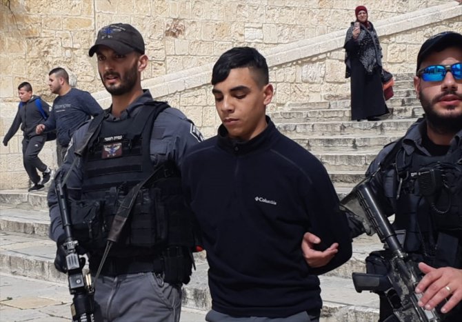 İsrail polisinden Kubbetu's Sahra'ya baskın