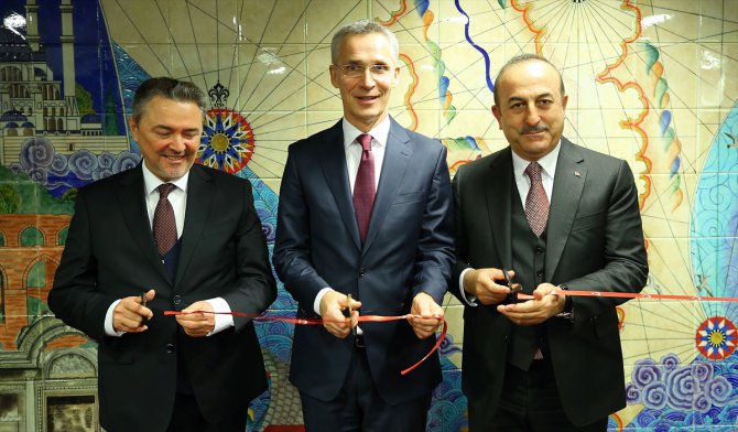 Bakan Mevlüt Çavuşoğlu, NATO Genel Sekreteri Stoltenberg ile görüştü