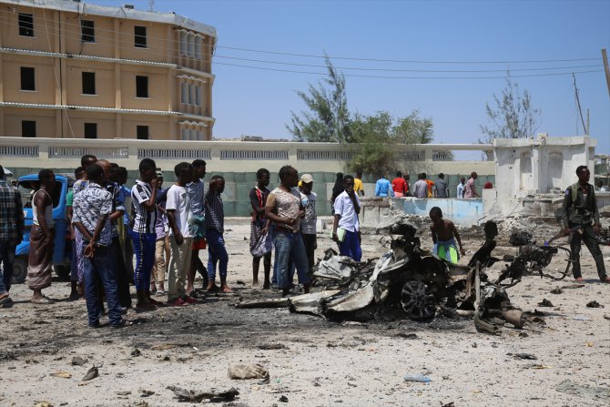 GÜNCELLEME - Eş-Şebab Somali'de bakanlık binasına saldırdı