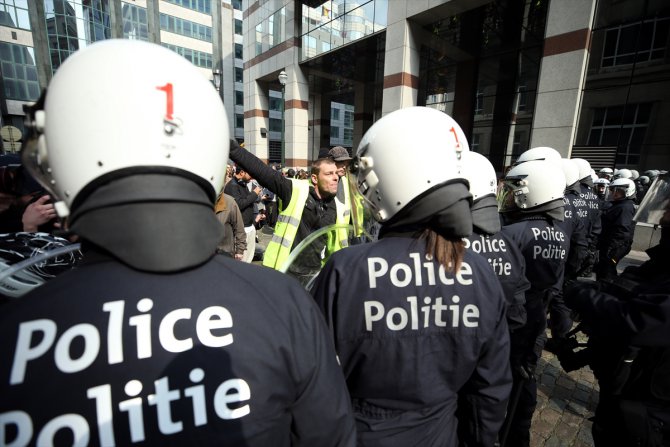 Brüksel'de iklim protestosu