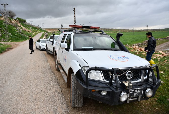 GÜNCELLEME - Gaziantep'te sele kapılan araçtaki 2 kişi kayboldu