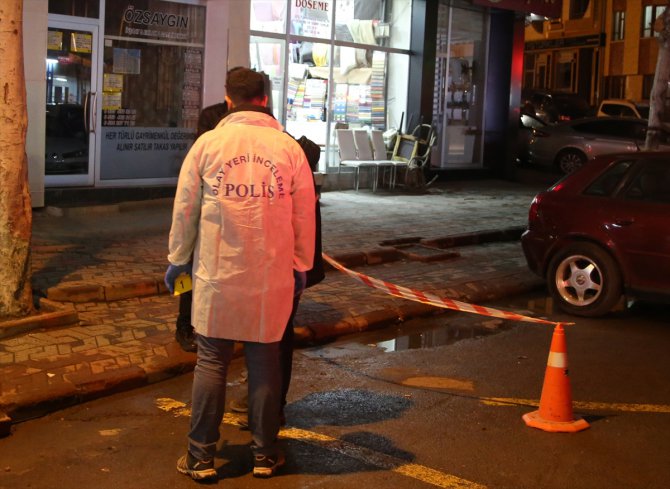 Sivas'ta iş yerine silahla ateş eden 2 şüpheli yakalandı