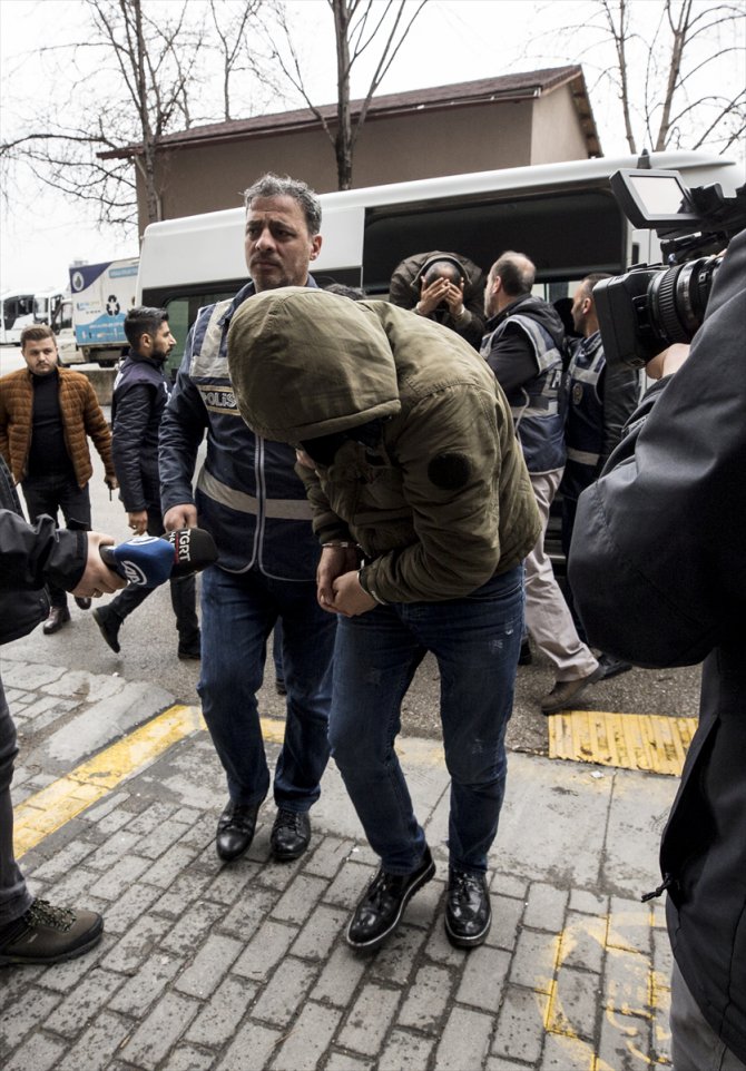 Ankara'da sokak köpeklerinin zehirlenmesi