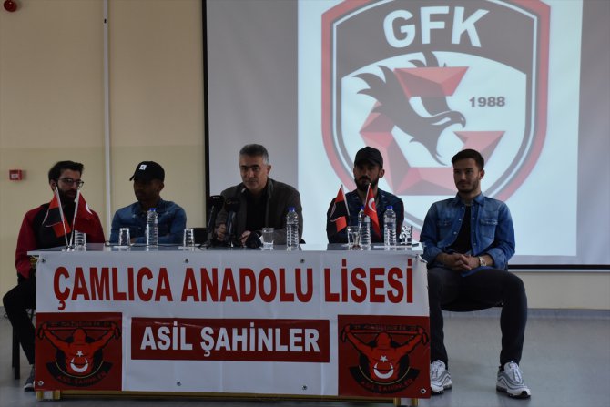 "Türk futbolunun en önemli problemi yöneticilerdir"