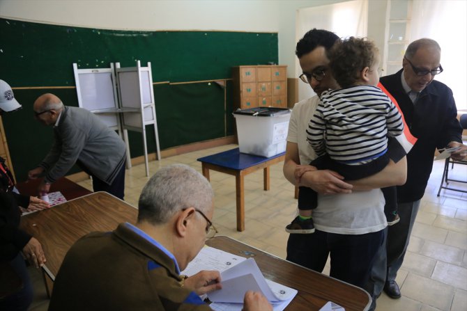 GÜNCELLEME - Mısır'da halk Anayasa referandumu için sandık başında