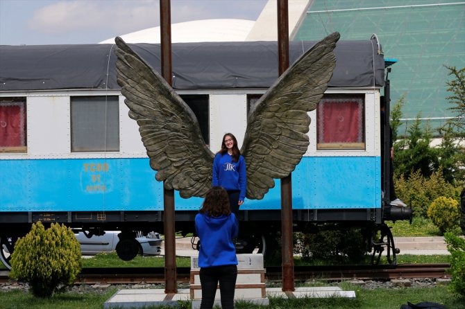 CerModern'deki melekler uçmaya hazırlanıyor