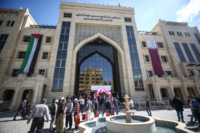 Katar Gazze'de "rehabilitasyon ve protez hastanesi" açtı