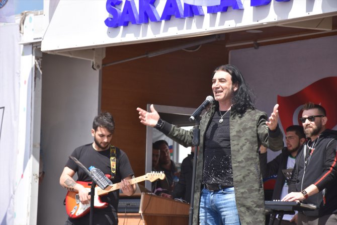 Murat Kekilli Suriye'de 23 Nisan konseri verdi