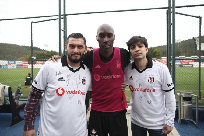 "Vodafone Karakartallılar" Beşiktaş'ın antrenmanını izledi