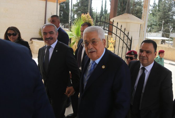 Abbas, İsrail'in kesintili vergi ödeneğini teslim almayacaklarını yineledi