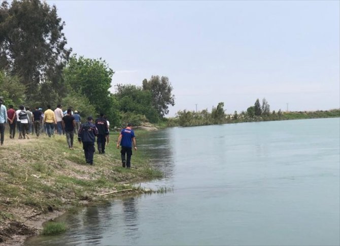 Adana'da nehre giren Suriyeli genç boğuldu