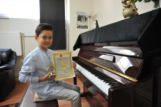 Küçük piyanist ilk yarışmasında Avrupa birincisi