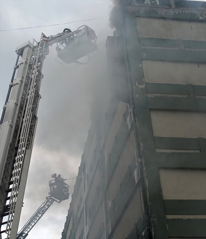 GÜNCELLEME - Başakşehir'de sanayi sitesinde yangın