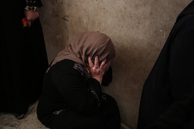 Gazze genç şehidini uğurladı