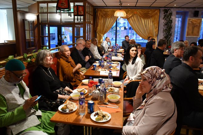 İsveç’te Müslümanlar ve Hristiyanlar iftarda buluştu