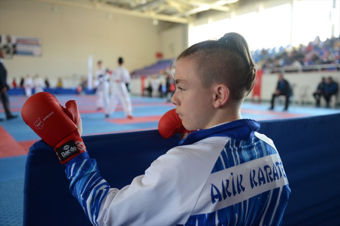 Okul Sporları Yıldızlar Karate Türkiye Birinciliği