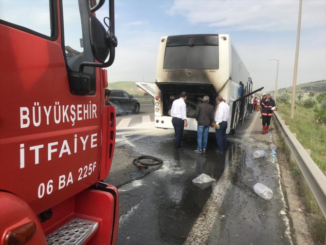 Ankara'da yolcu otobüsünde yangın