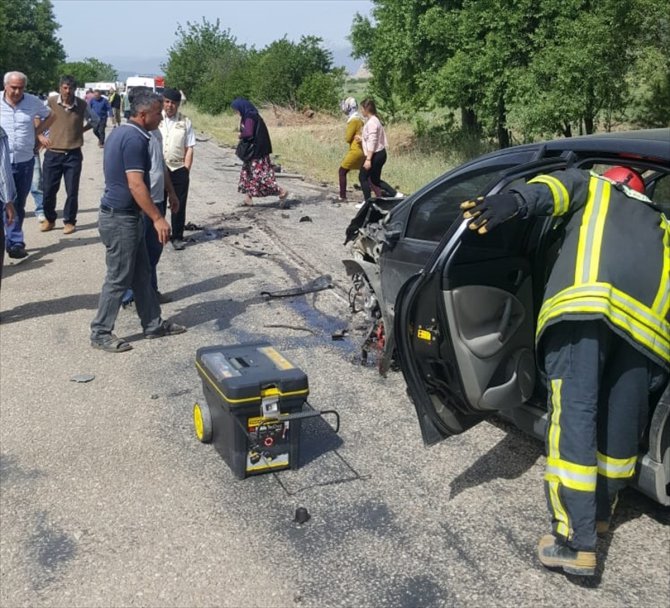 Denizli'de zincirleme trafik kazası: 7 yaralı