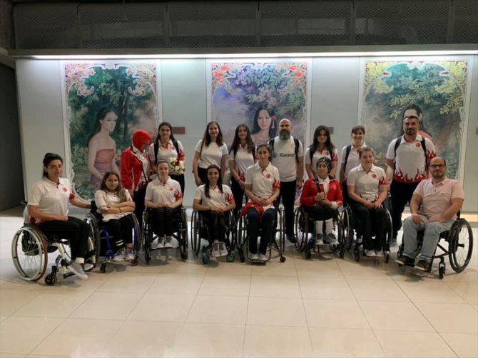 Bangkok Büyükelçisi, U25 Tekerlekli Sandalye Basketbol Bayan Milli Takımı'nı ağırladı
