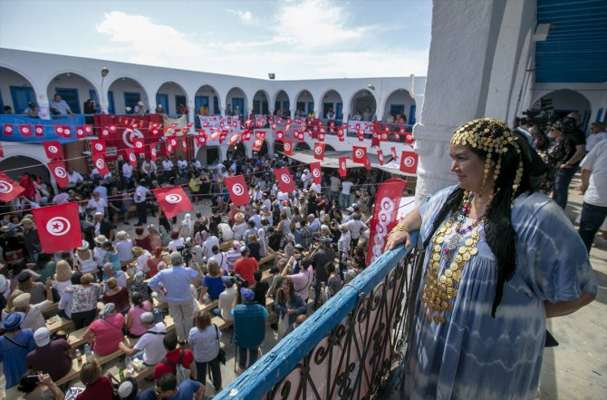 Tunus'ta Yahudiler Lag BaOmer Bayramı'nı kutluyor