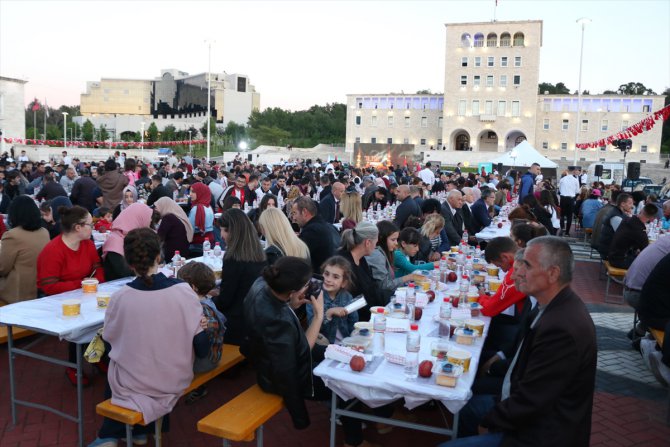Türkiye'nin Tiran büyükelçiliğinden iftar