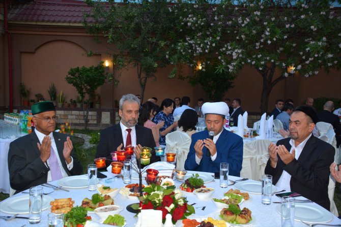 Türkiye'nin Taşkent Büyükelçisi Er iftar verdi