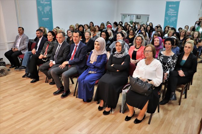 Kosova’da KOMEK kursları sergisi açıldı