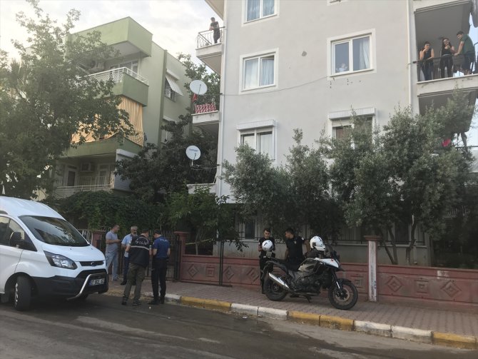 Antalya'da komşular arasında silahlı kavga: 2 yaralı