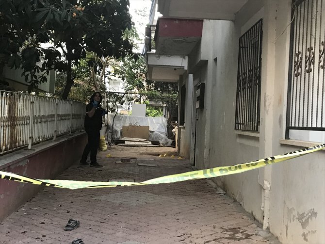 Antalya'da komşular arasında silahlı kavga: 2 yaralı